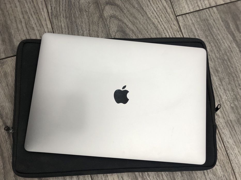 Macbook pro defeito/ display novo 2018+ magic mouse+ techdo apple+ hub