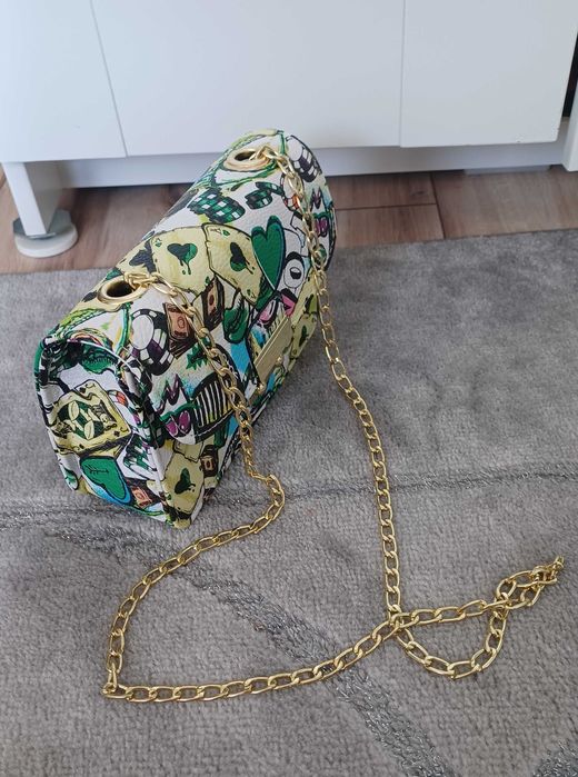 Torebka funky na zlotym lancuszku