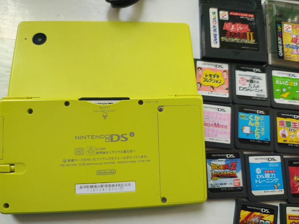 Ретро игры Nintendo  game boy color, dsi
