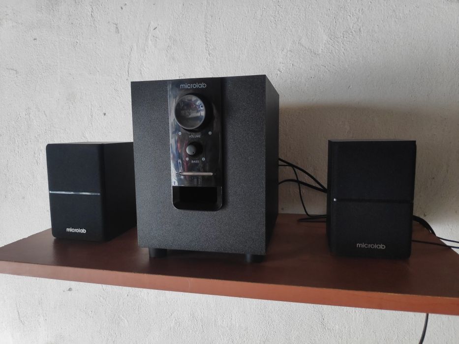 Продам сабвуфер Microlab m-106 black