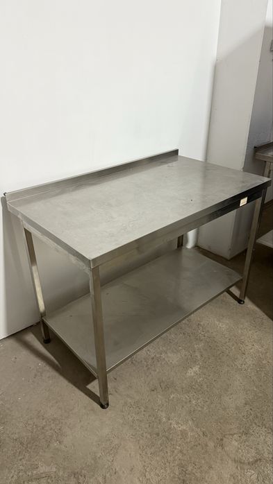 Нержавійка - стелажі, столи, мийки (б/у)