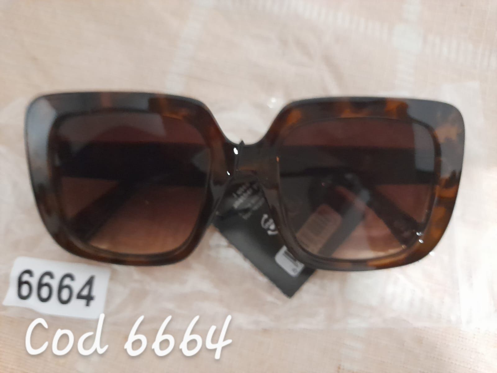 Vendo óculos de sol