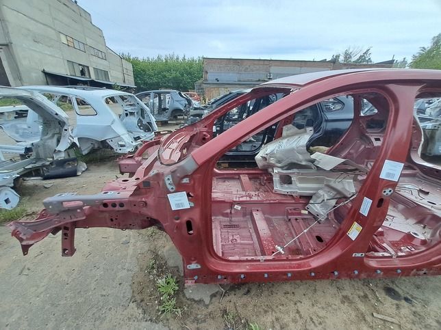 Четверть передняя левая FORD ESCAPE MK4 20- LX6Z16055R