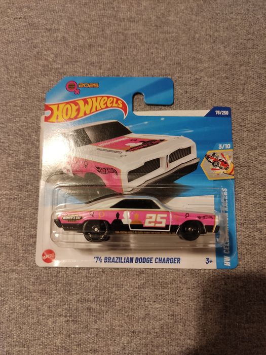 Hot Wheels 74 Dodge Charger