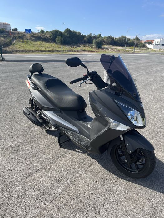 Sym GTS 125 (ler descrição)