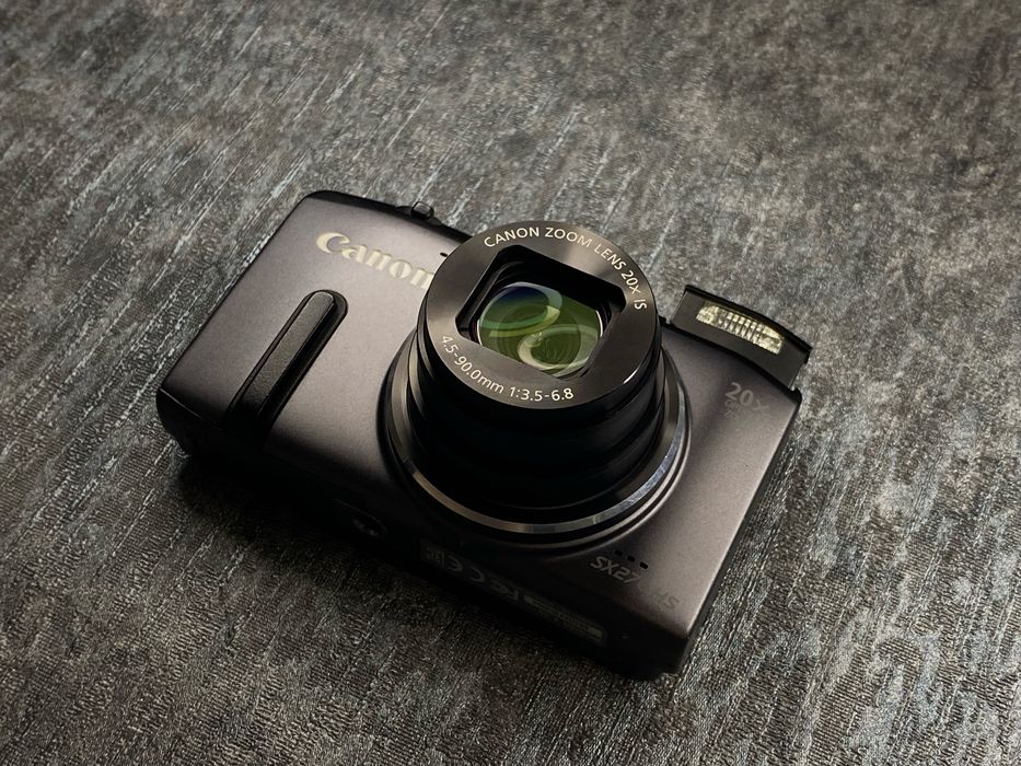 Canon PowerShot SX270 HS IS 20xZoom Digic6