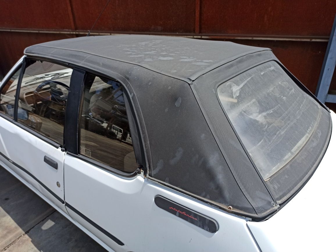 Peugeot 205 CJ Cabrio para vender ás peças