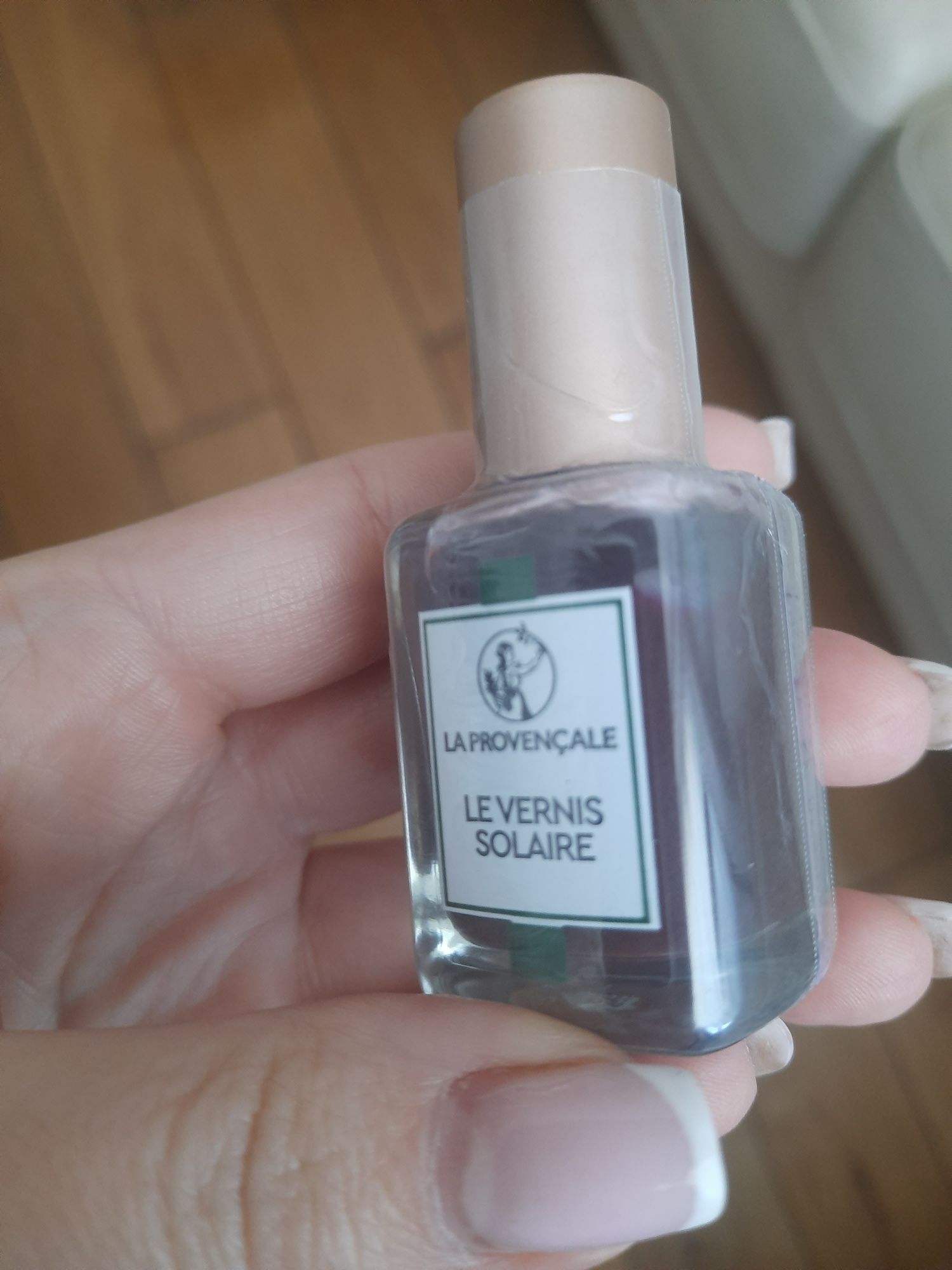 Nowy lakier do paznokci la provencale nr 420