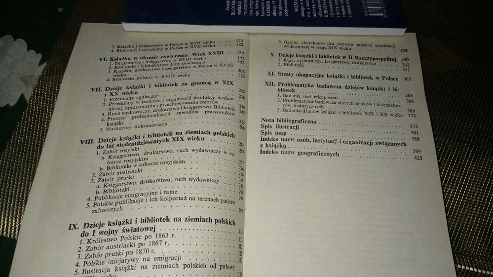 Zarys dziejów książki. B. Bieńkowska, H. Chamerska