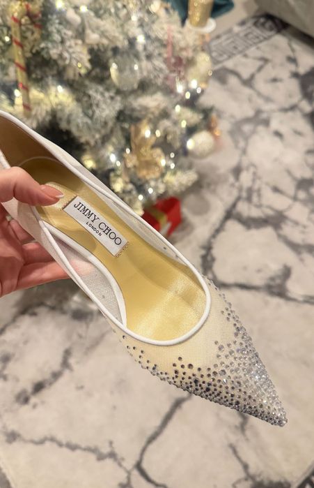 Piękne szpilki  jimmy choo białe na każdą okazję ślub