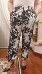 Calça branca e cinza sem marca
