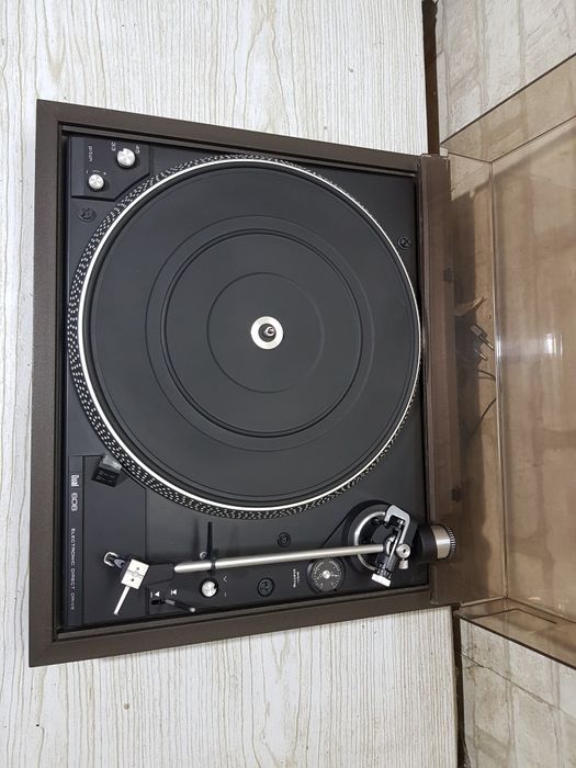 Прямий привід! Вініловий/виниловый проигрыватель Dual CS 606