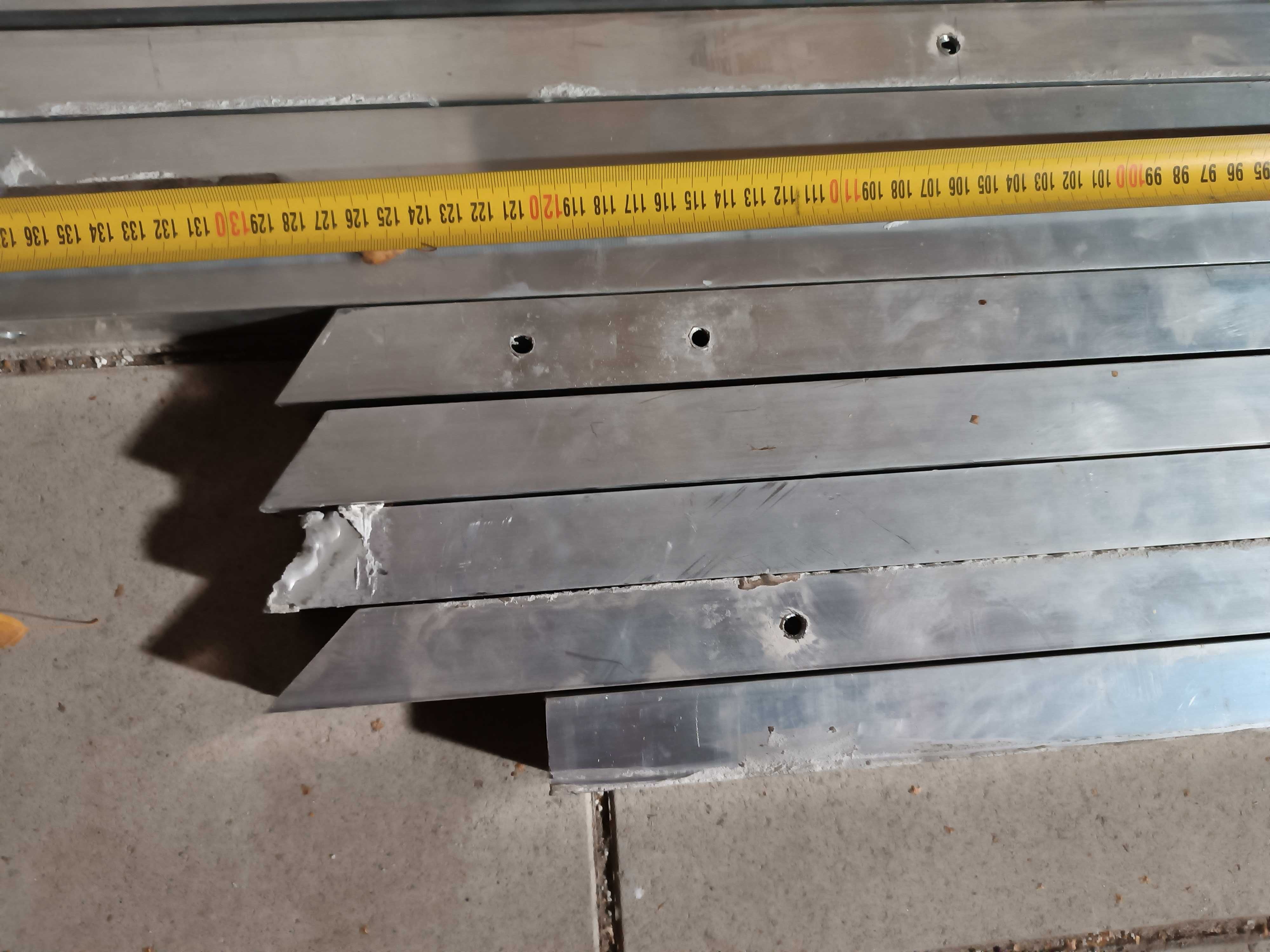 Profil aluminiowy 30x30x3mm kwadratowy (40mb) odcinki 120-400cm