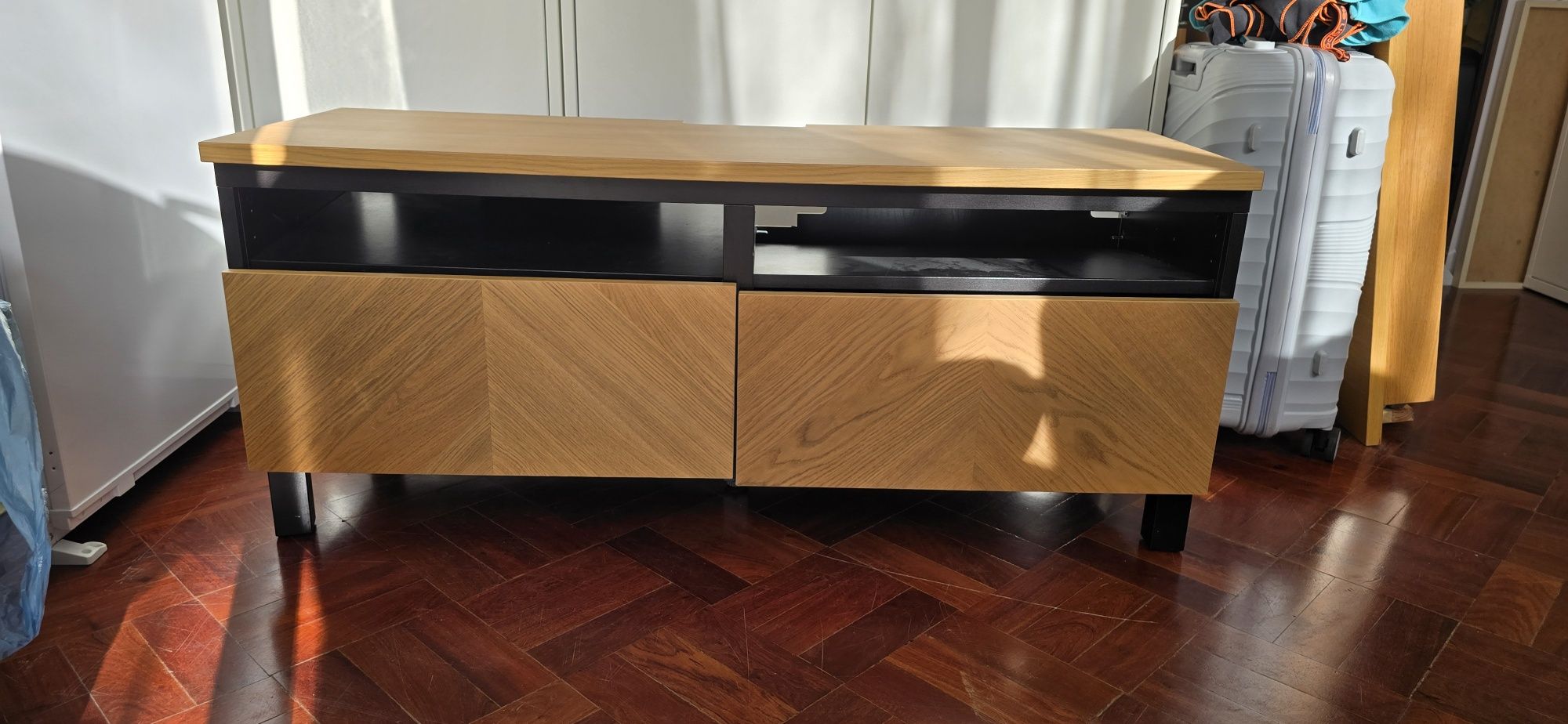 Movel Tvl Ikea !