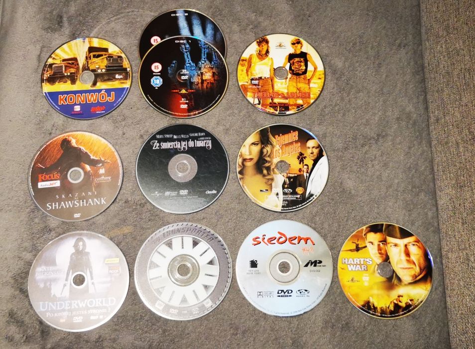 Filmy DVD różne same płyty bez pudełek i okładek