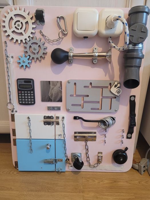 Tablica manipulacyjna woobiboo różowa