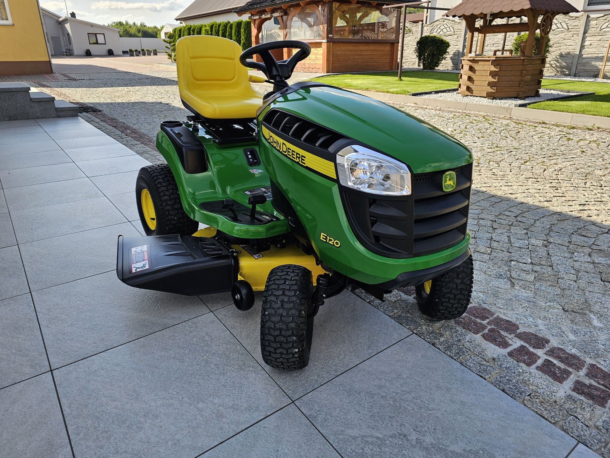 John deere E 120 Super stan / 75 mth / 06.2020 rok