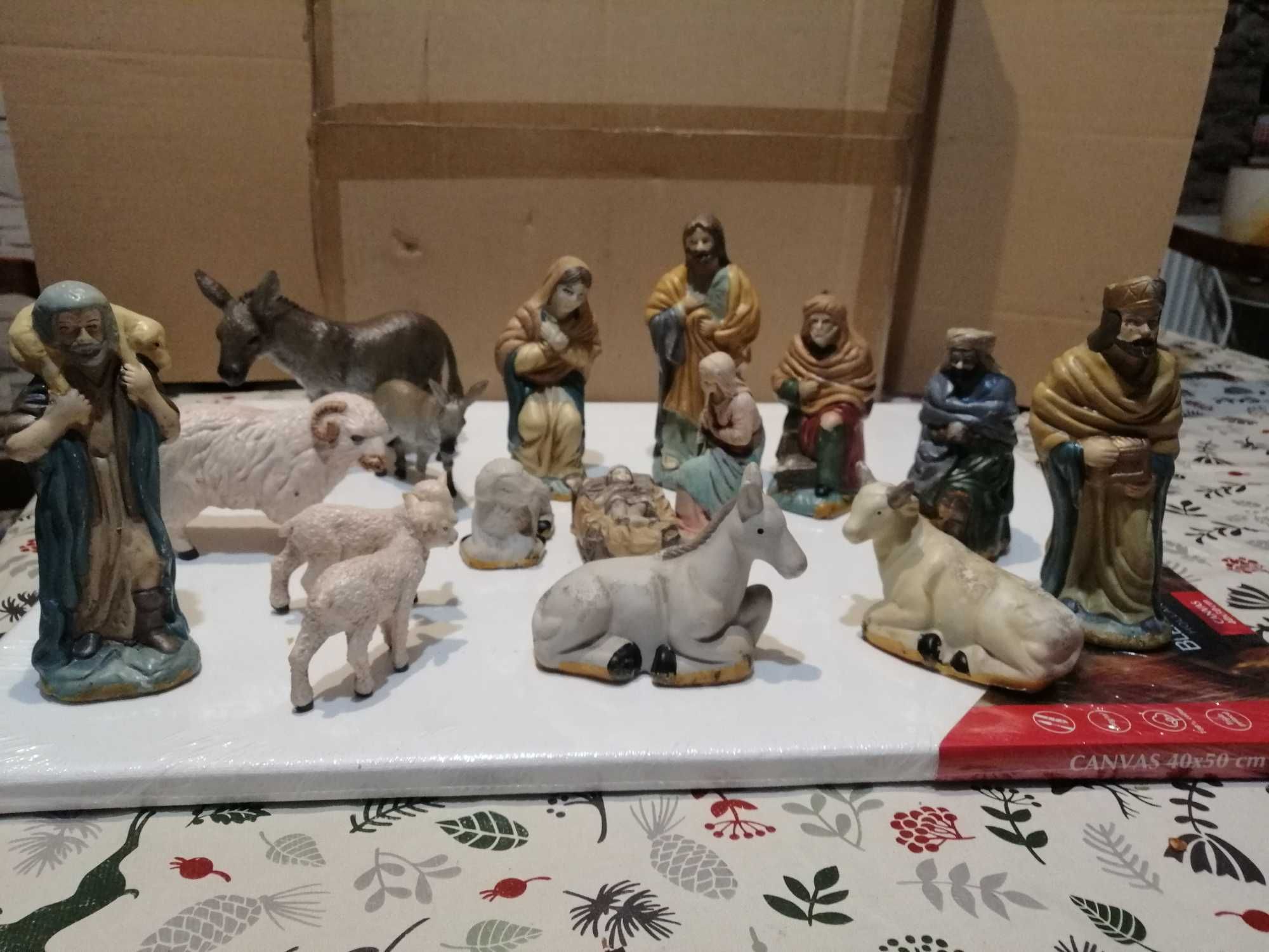 sliczne figurki do szopki 15 cm,16 czesci