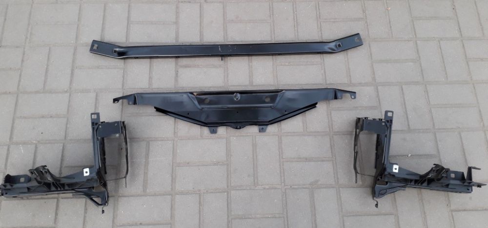 BMW F10/F11 SERIA 5 okular pasa mocowanie lampy lewe