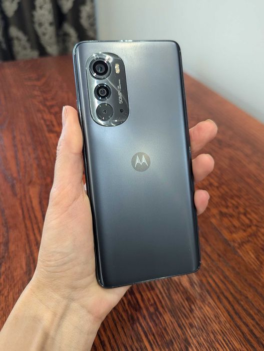 Motorola Edge 2022, 8/128Gb, 5000mAh