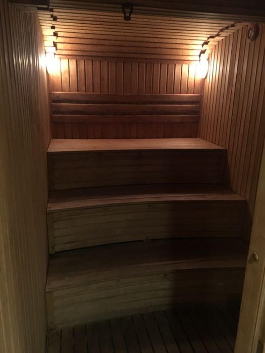 Соборная,сауна 320м евроремонт действующий бизнес цена 80 тыс.у.е.