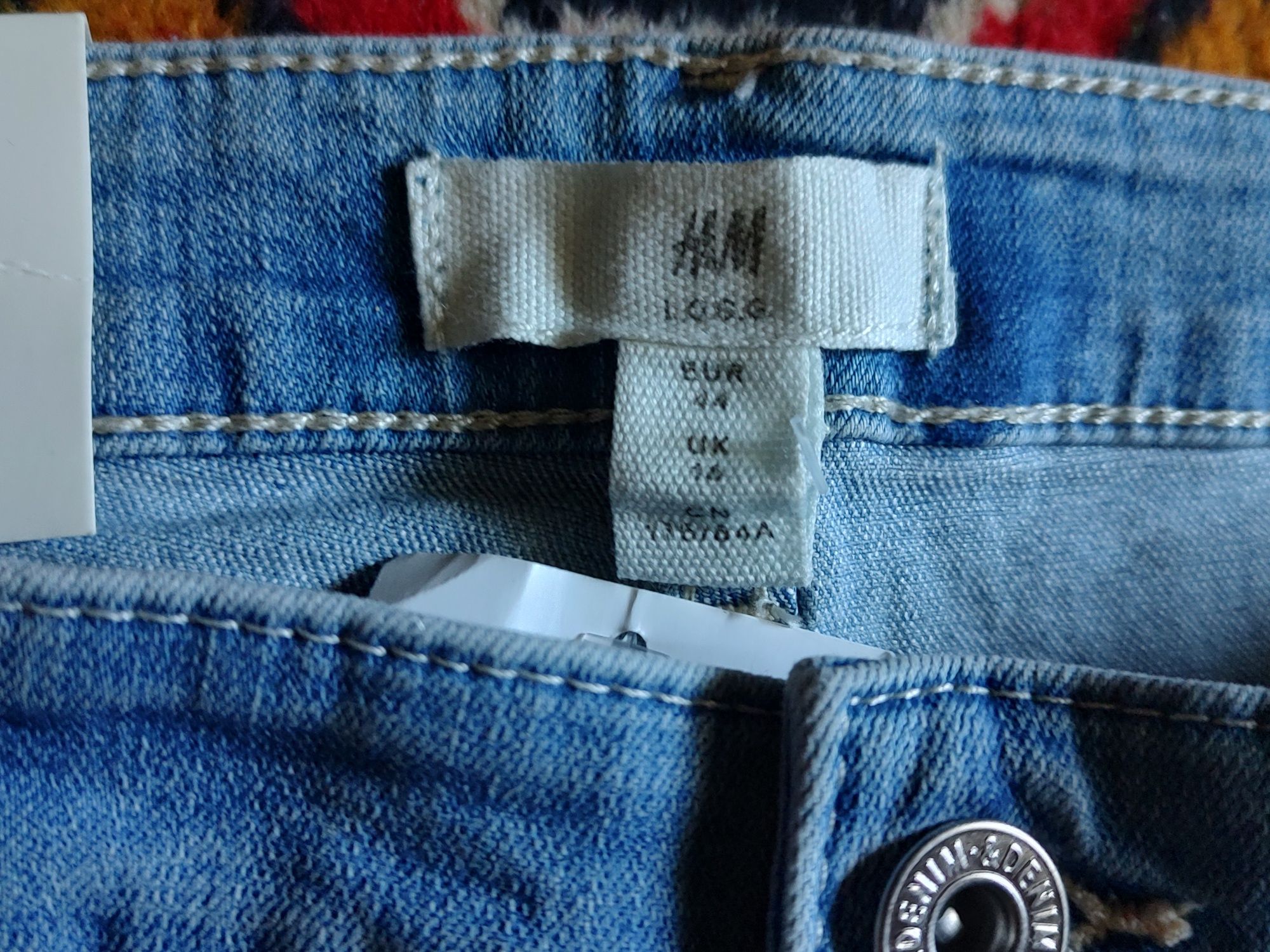 Джинсы женские(светло-синие) H&M, Штаны женские теплые C&A (Canada)