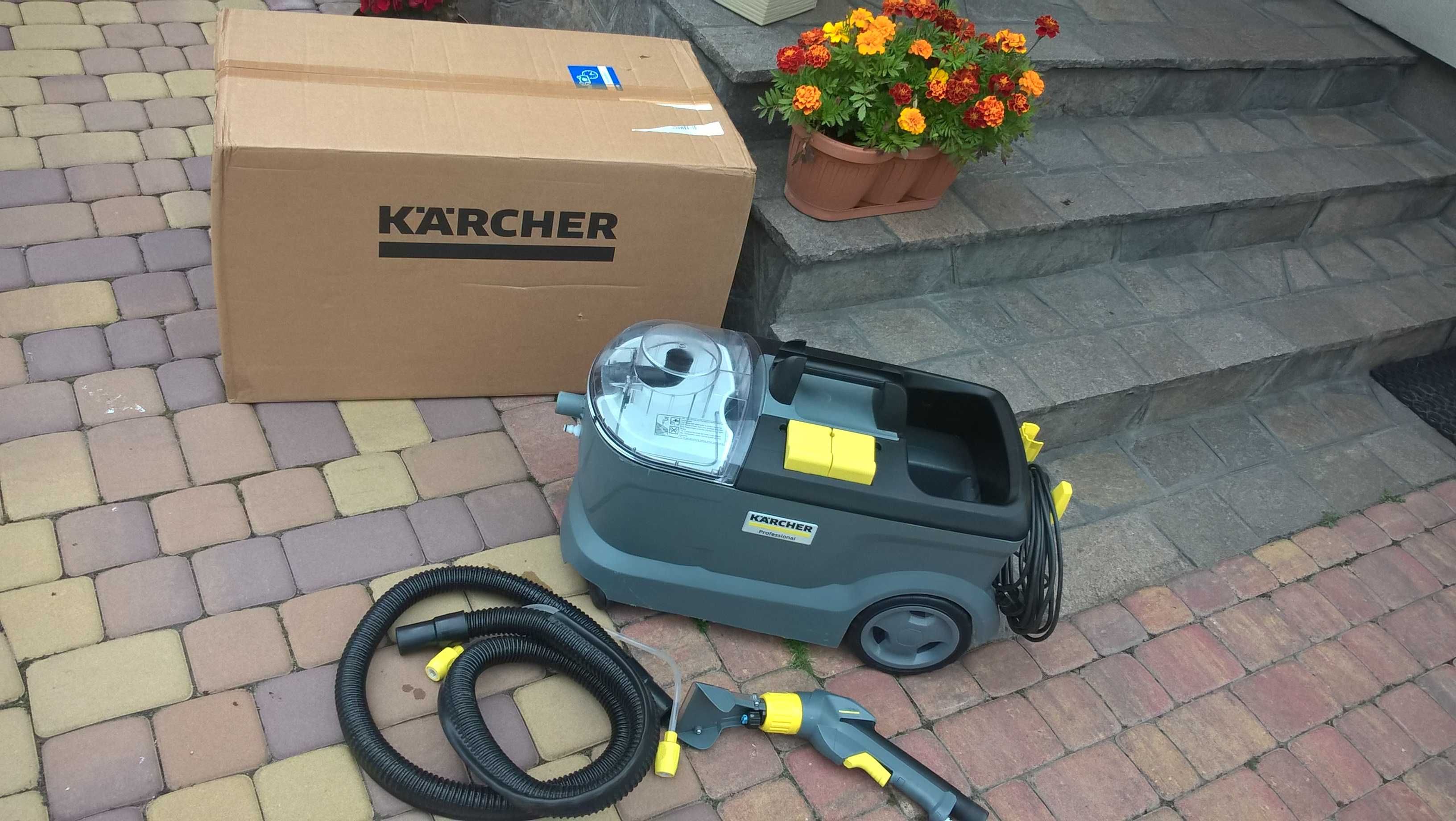Odkurzacz piorący karcher puzzi 10/1  2024 rok
