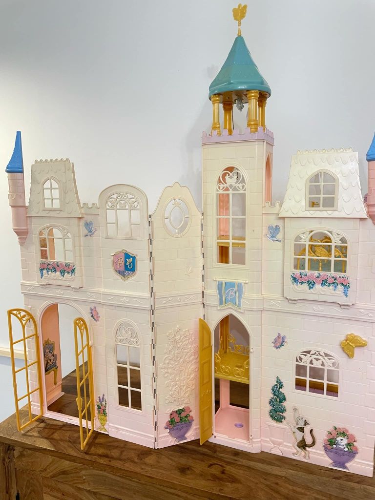 Domek dla lalek barbie
