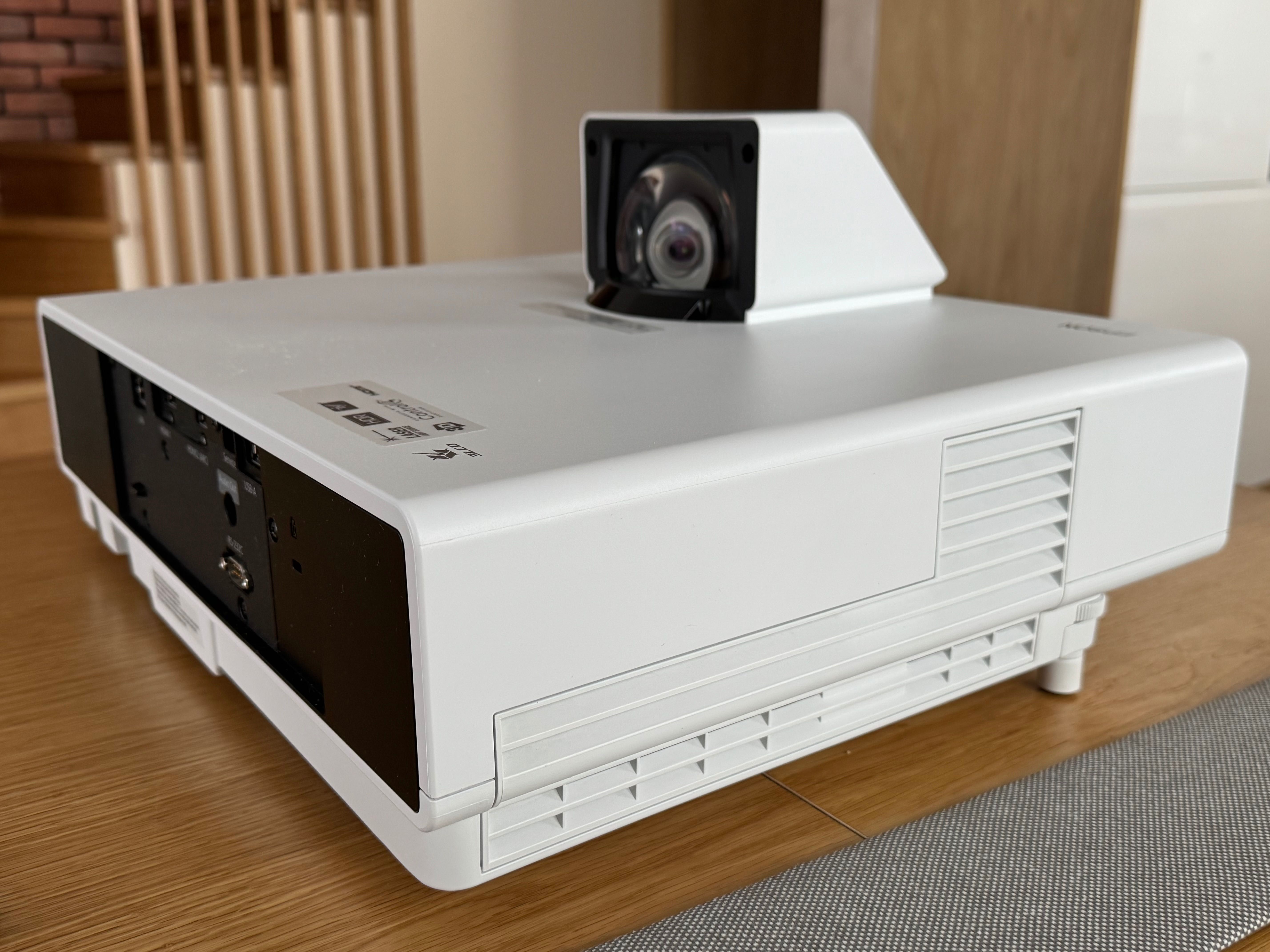 Projektor - 4K  EPSON EH-LS500W Android TV