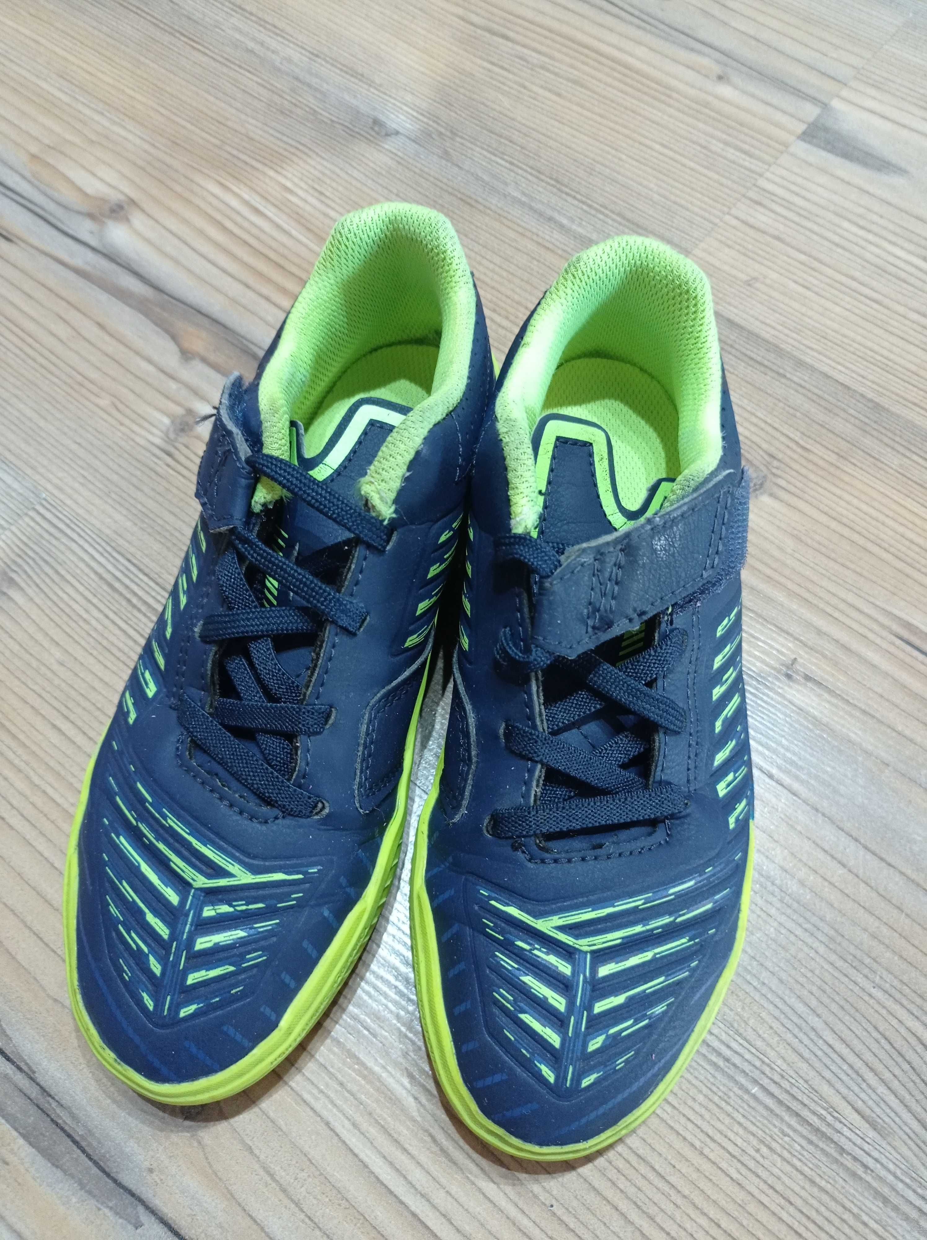Buty piłkarskie dla dziecka rozm.32