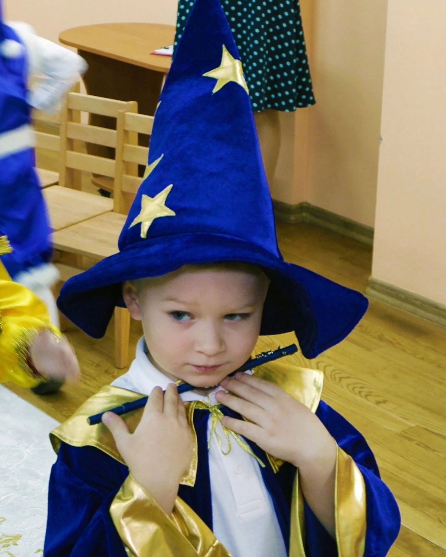 Прокат карнавальних костюмів та аксесуарів