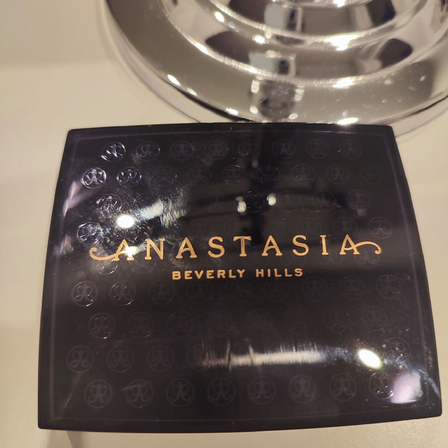 Bronzer Anastasia Beverly Hills!
Bronzer Anasta
Bronzer Anasta
