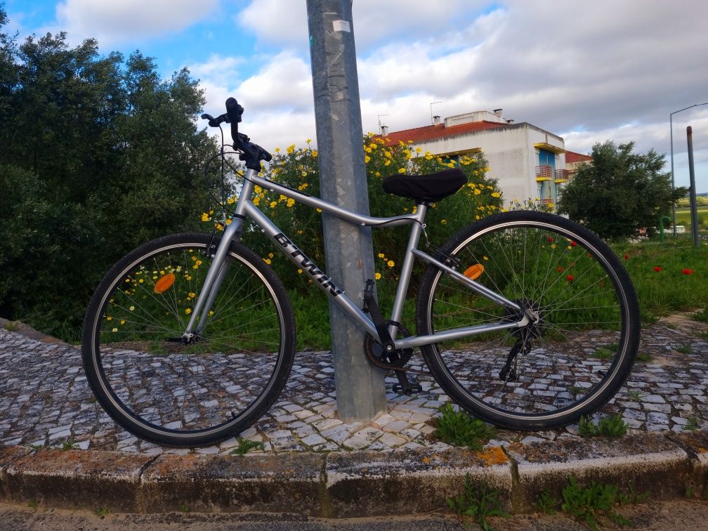 Bicicleta B'TWIN RIVERSIDE 120 Como nova apenas 6 meses de uso