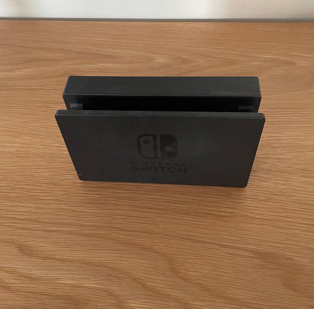 Consola Nintendo Switch e jogos