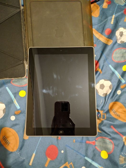 Обменяю iPad 3 на что-то интересное.