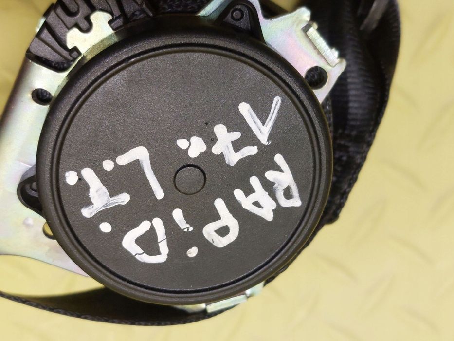 skoda rapid ii pasy bezpieczeństwa lewy tył 621372800d