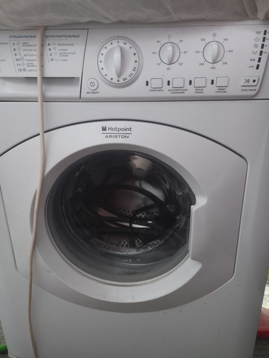 Пральна машина Hotpoint ariston
