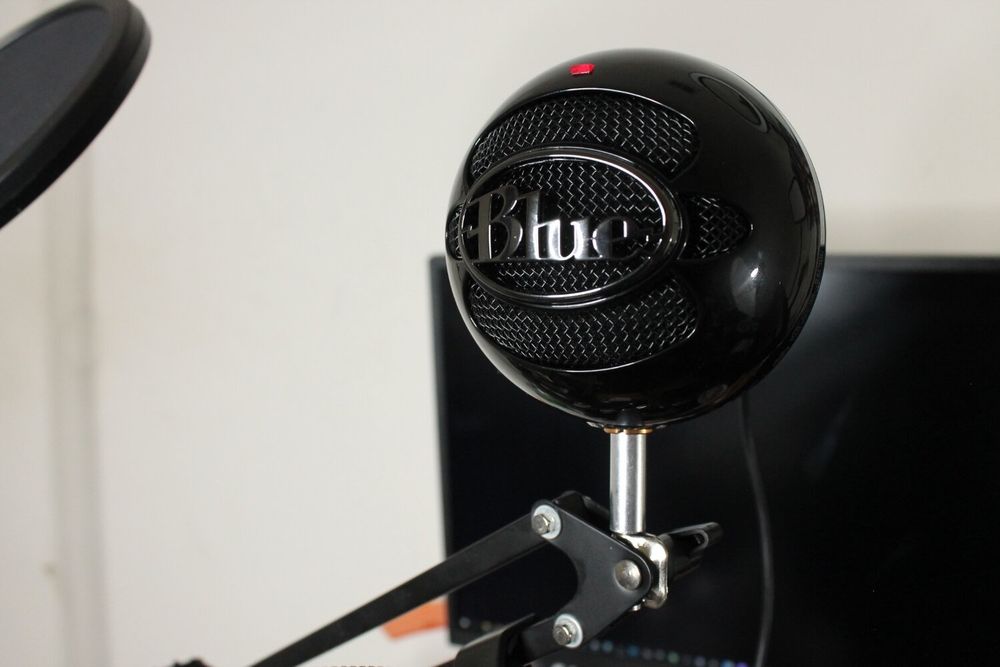 Microfone Blue Snowball + suporte | NOVO