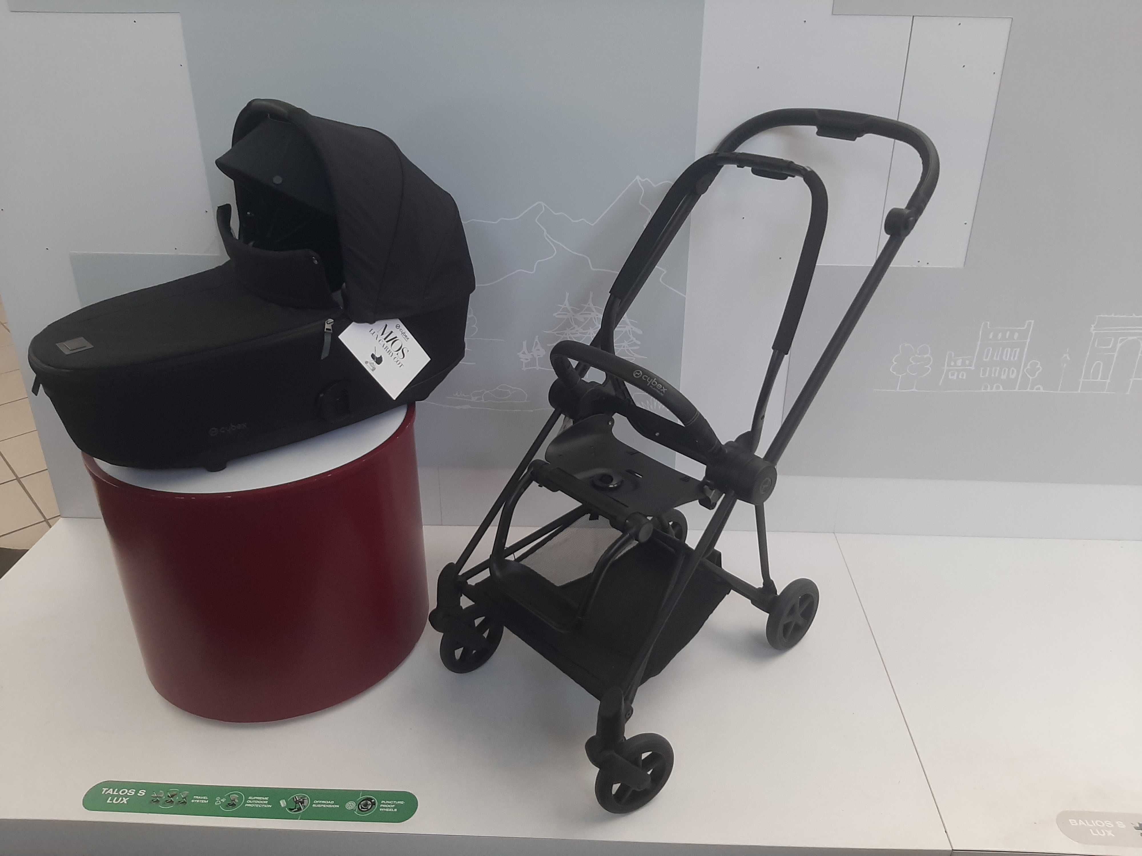 Wózek Mios Cybex komplet z gondolą i stelażem spacerówki