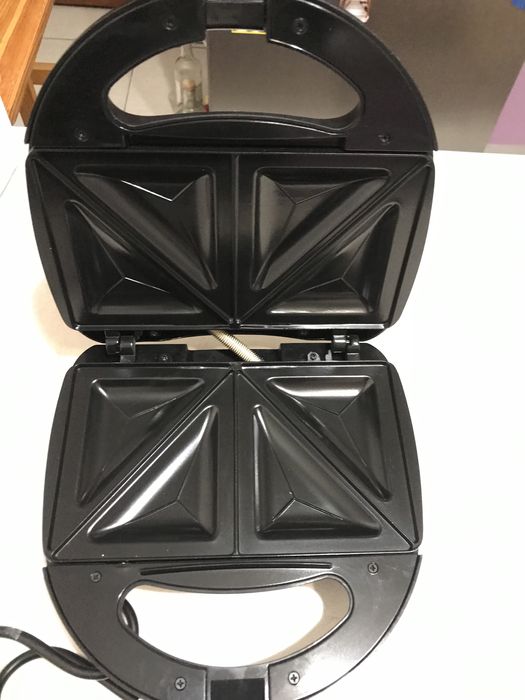 Тостерниця бутербродниця