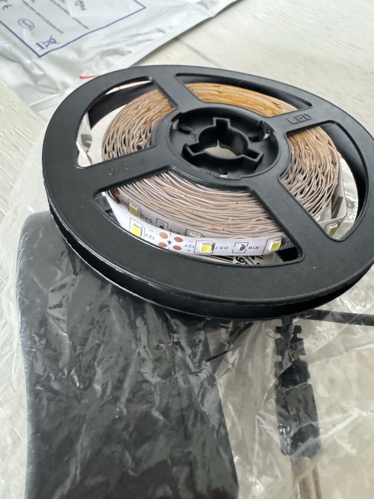 LED стрічка 5 м Білий колір Нова