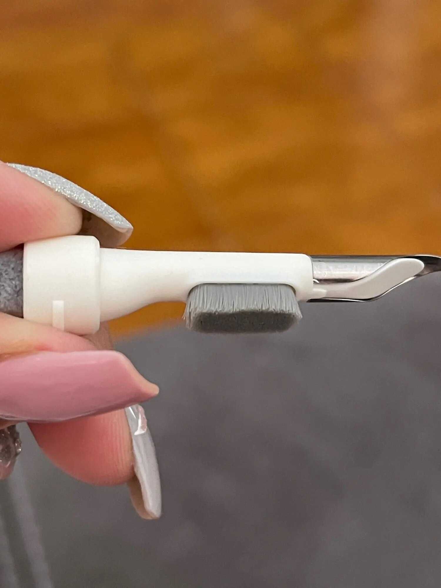 Щетка для чистки наушников AirPods Multi Cleaning Pen 3 в 1 Белый