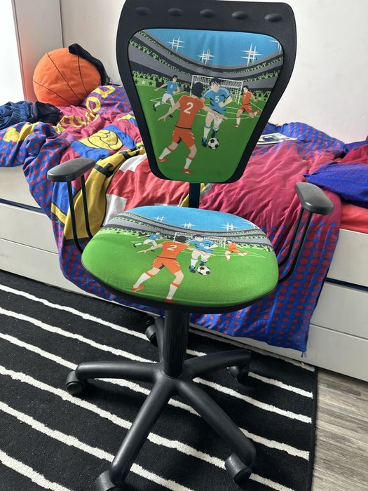 Fotel dla dziecka do biurka