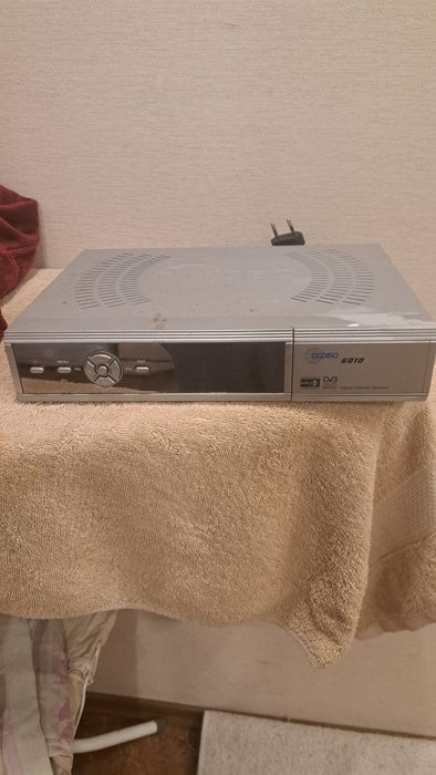 Спутниковый ресивер globo 6010