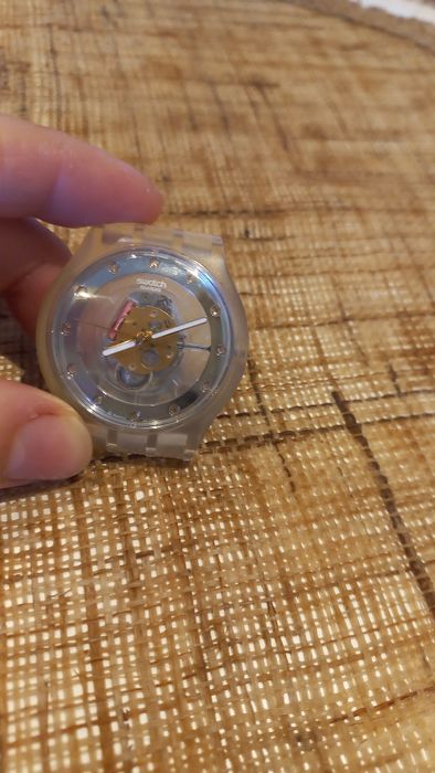 Swatch sem bracelete- a funcionar