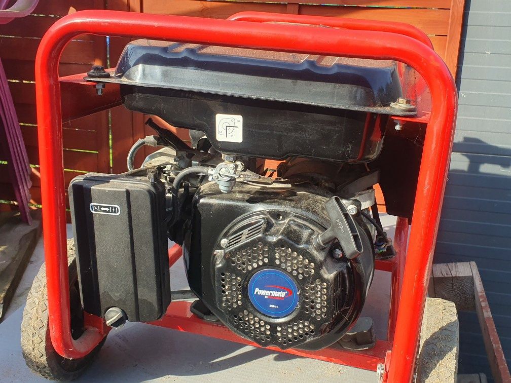 Powermate AVR Agregat EM2700