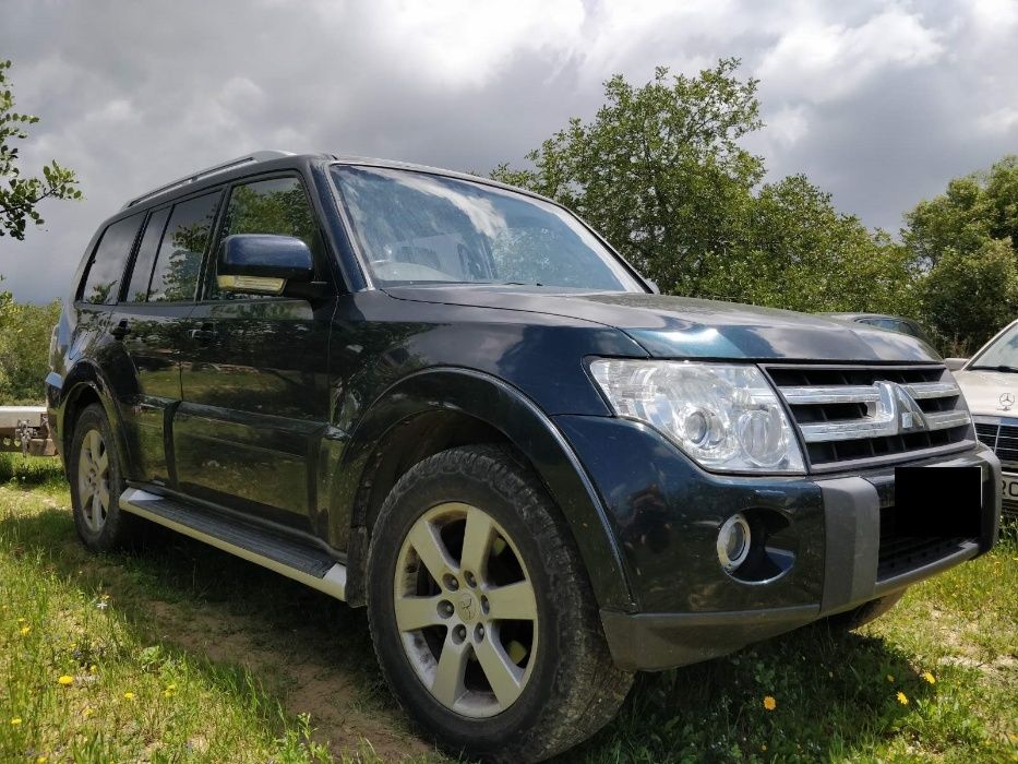 Mitsubishi Pajero 4 V80 3.2 DI-D 2010 Para Peças