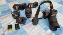 Vendo NIkon D7000 + 3 lentes + 2 flashs