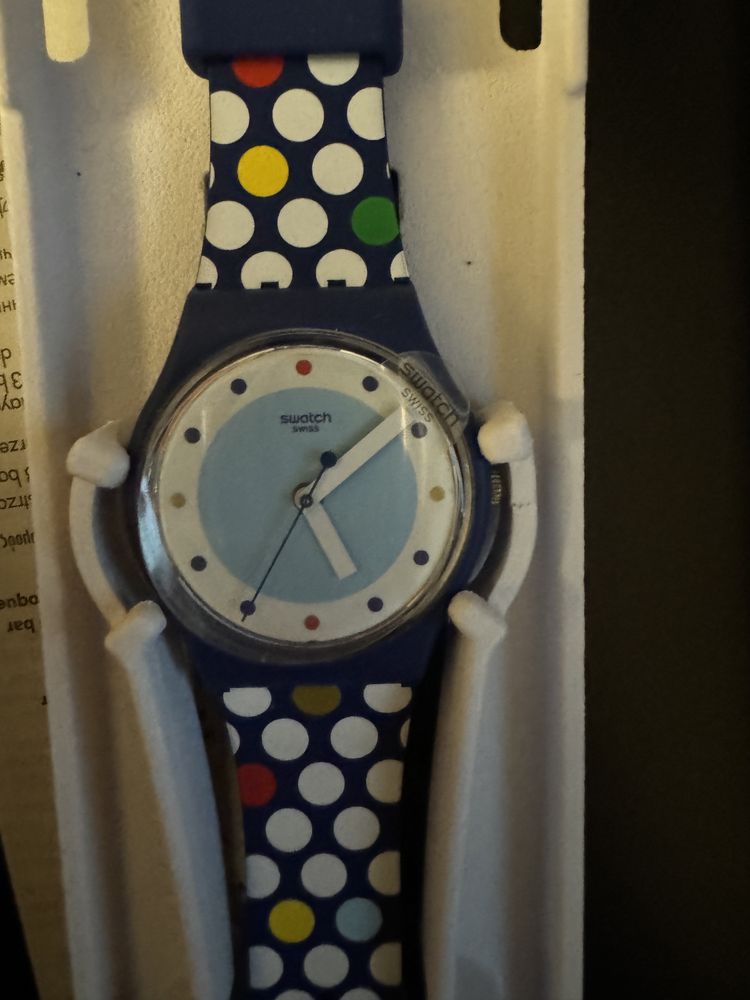 Swatch Spots Of Joy SO28N115