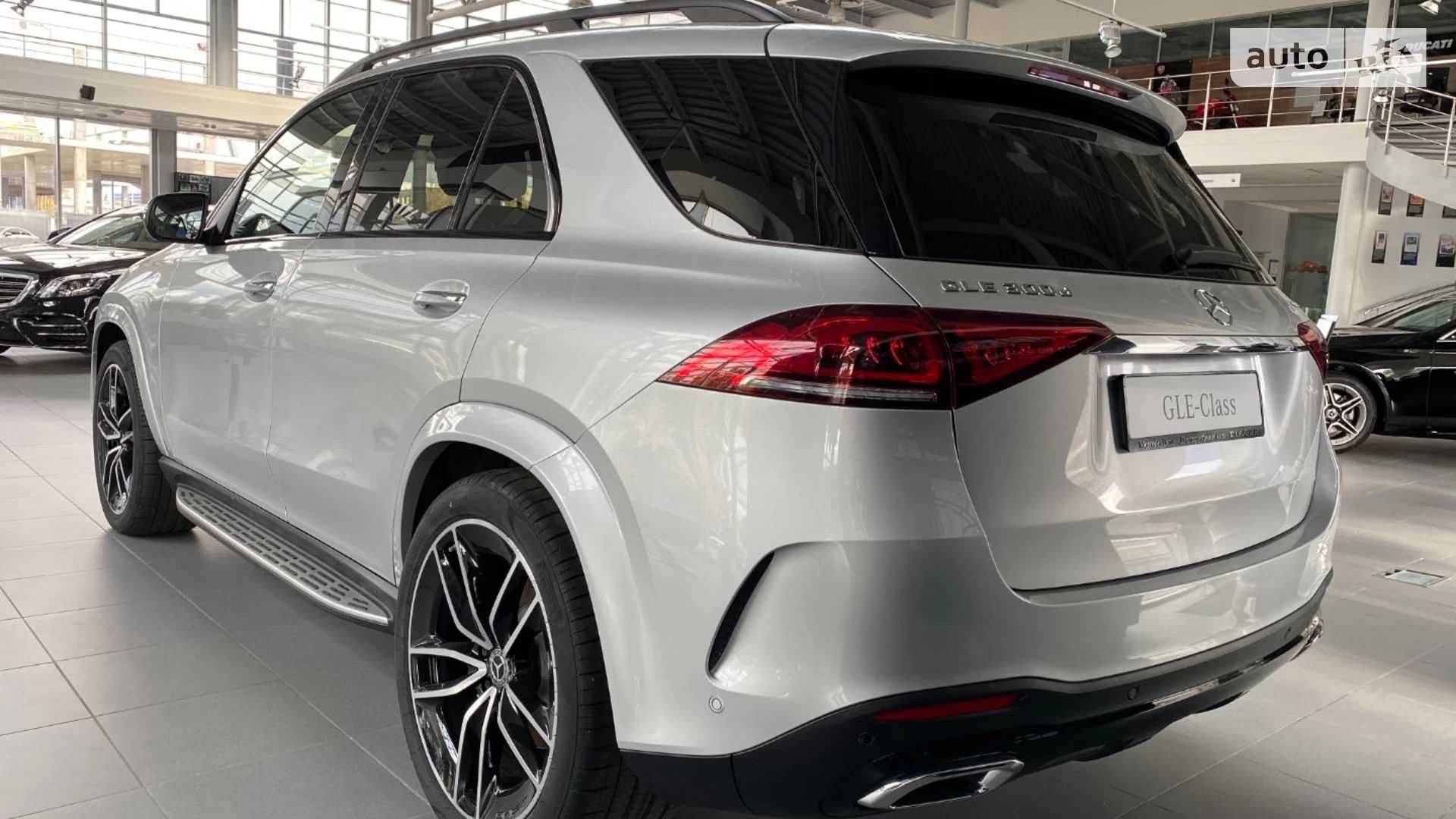 Диски комплект с резиной AMG для Мерседес GLE class V167 R22